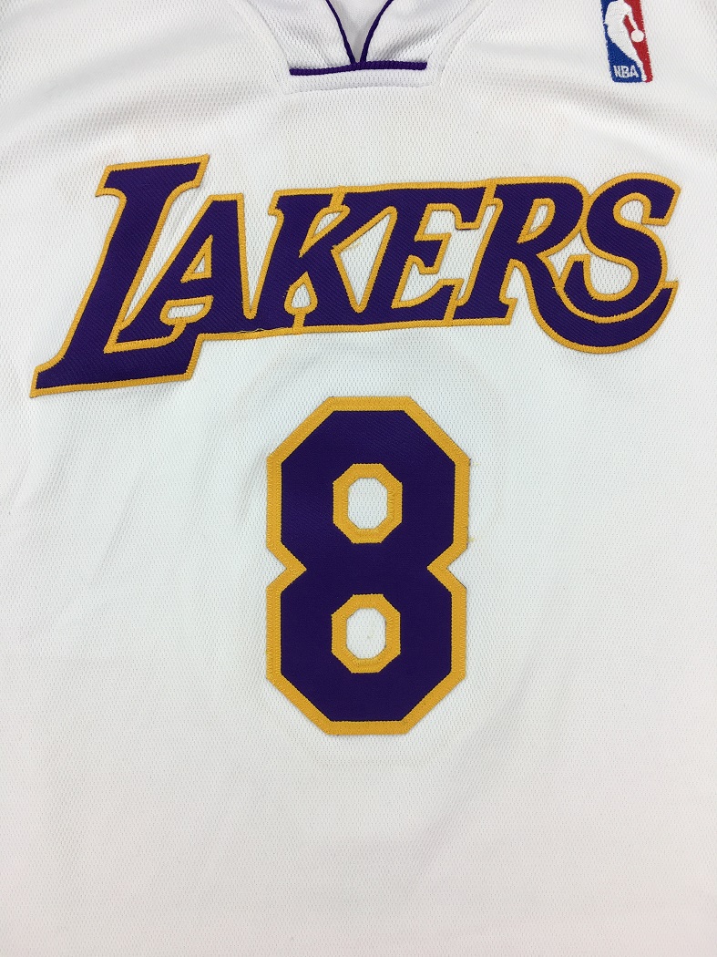 Lot Detail - 2005-06 Kobe Bryant Los Angeles Lakers Road Jersey