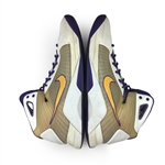 Kobe Bryant 2008-09 Los Angeles Lakers Game Used Sneakers - Title Season (MEARS LOA)