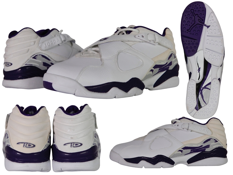 Mike Bibby 2008 Air Jordan VIII White/Purple Player Issued Sneakers Size 12.5 (Sacramento Kings)